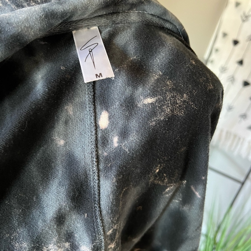 Fun pattern shacket style button up top. - Picture 8 of 8